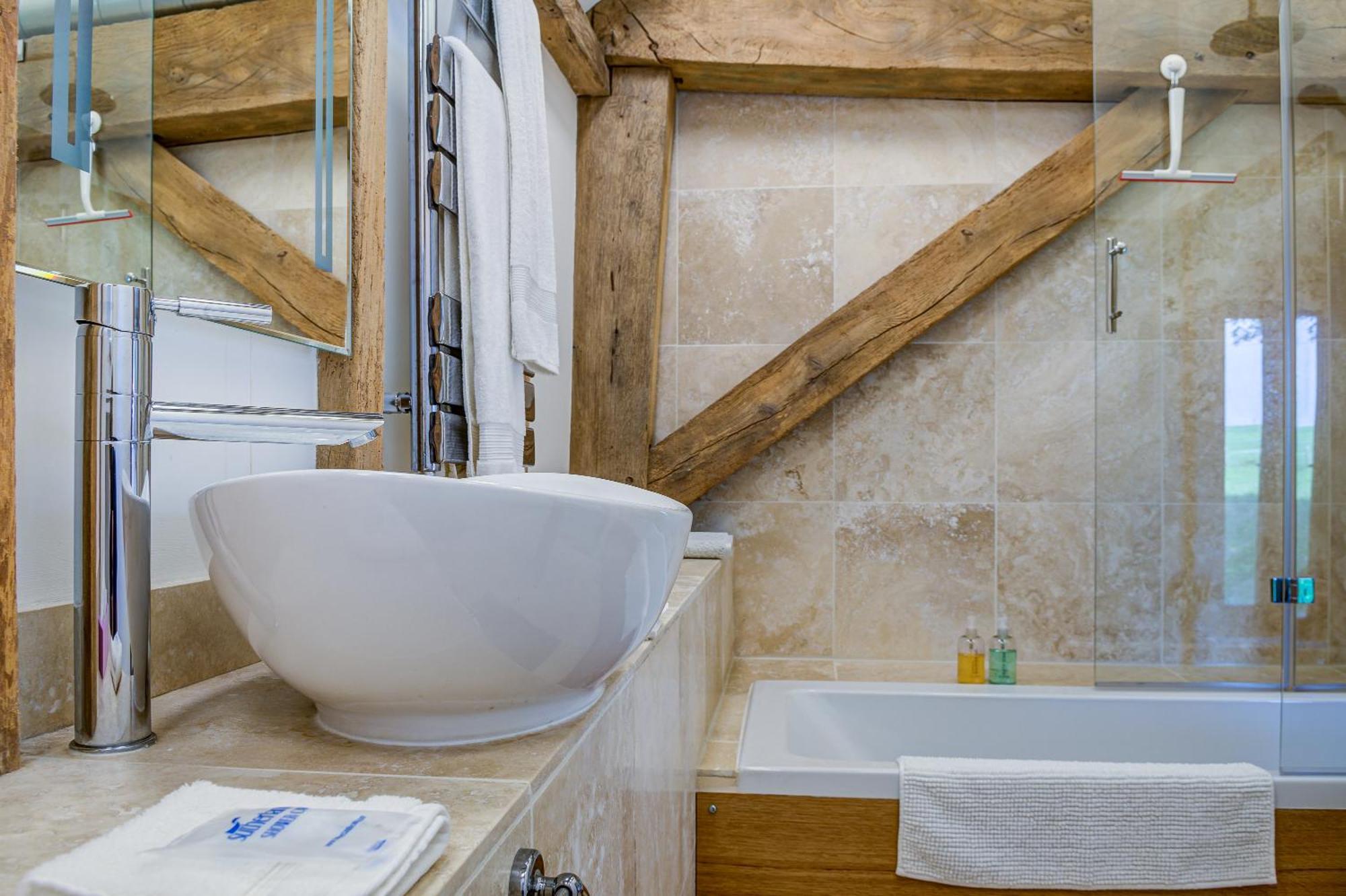 South Park Farm Barn Bed & Breakfast Andover Phòng bức ảnh